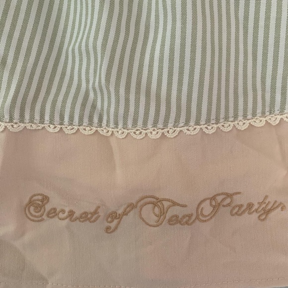 Green and beige jumperskirt dress - Picture 3 of 4